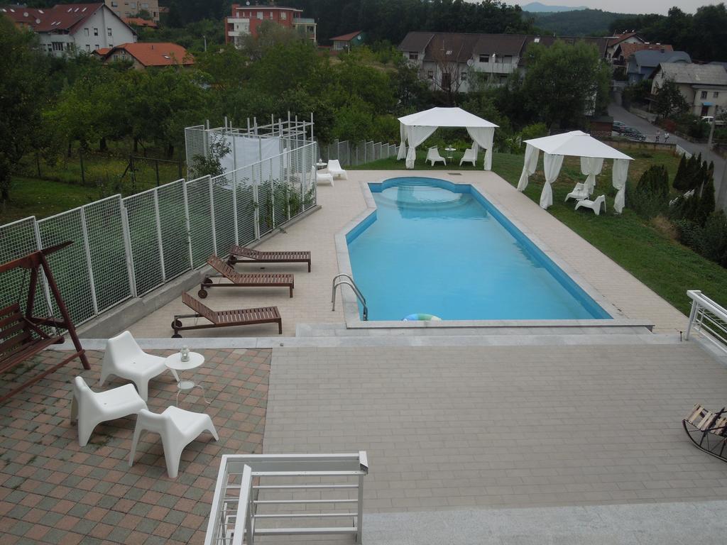 50 m2, 1 yatak odalı, 1 banyolu Daire, Maksimir bölgesinde Zagreb Oda fotoğraf
