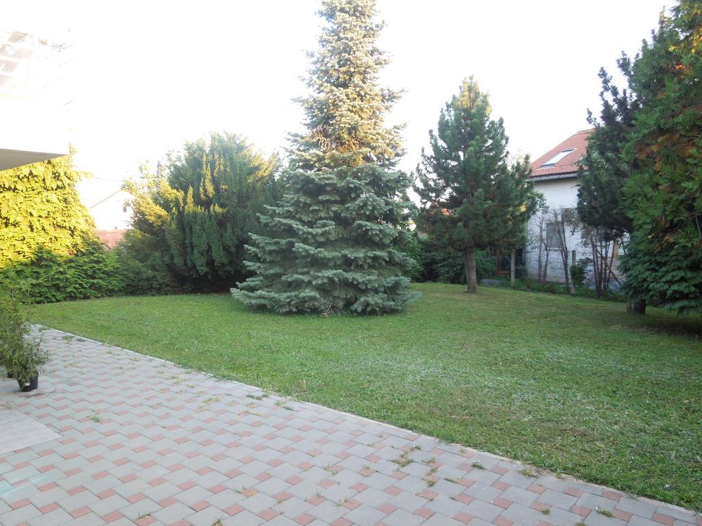 50 m2, 1 yatak odalı, 1 banyolu Daire, Maksimir bölgesinde Zagreb Oda fotoğraf