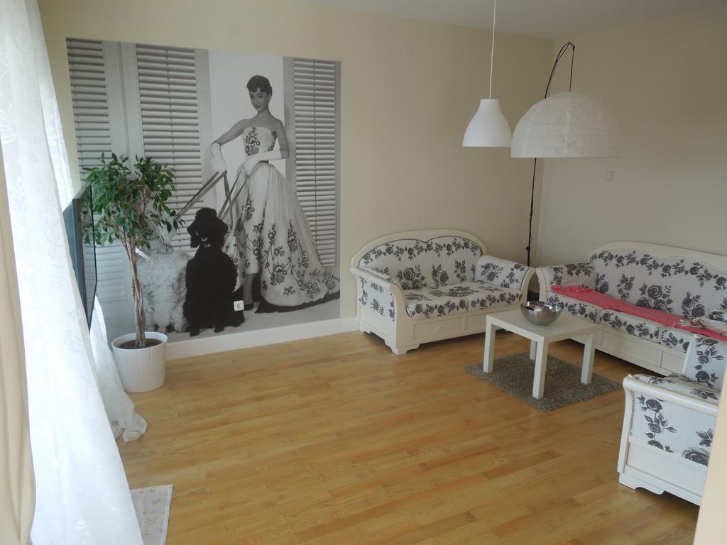 50 m2, 1 yatak odalı, 1 banyolu Daire, Maksimir bölgesinde Zagreb Oda fotoğraf