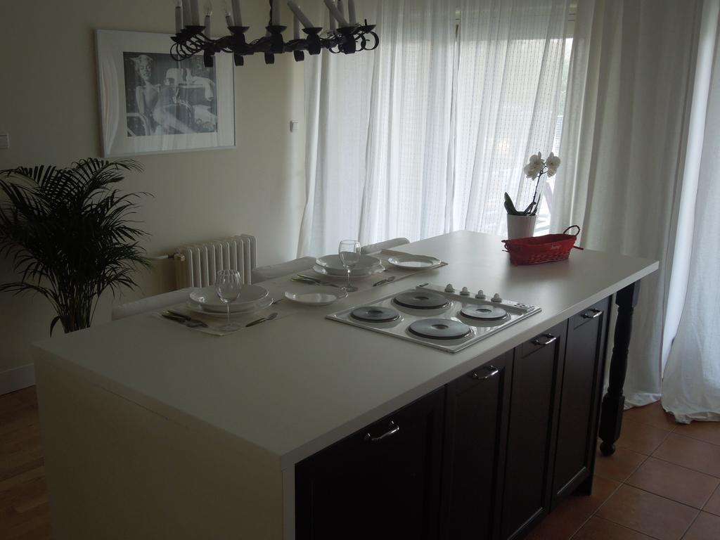 50 m2, 1 yatak odalı, 1 banyolu Daire, Maksimir bölgesinde Zagreb Oda fotoğraf
